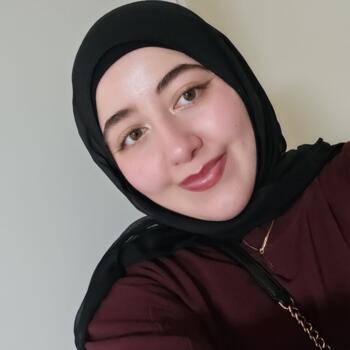 Babysitter Dearborn: Iman