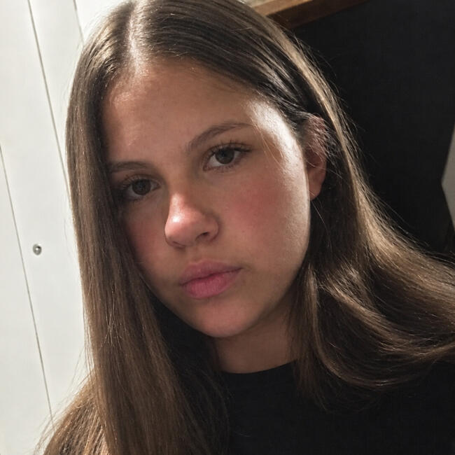 Babysitter in Novo Hamburgo: Isadora