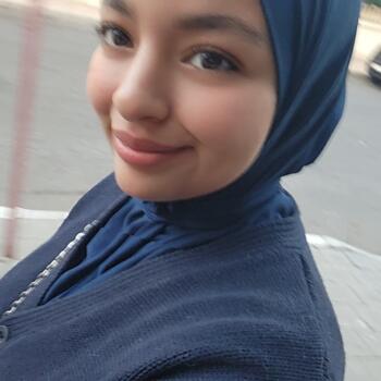 جليسة أطفال في الصويرة: Sara