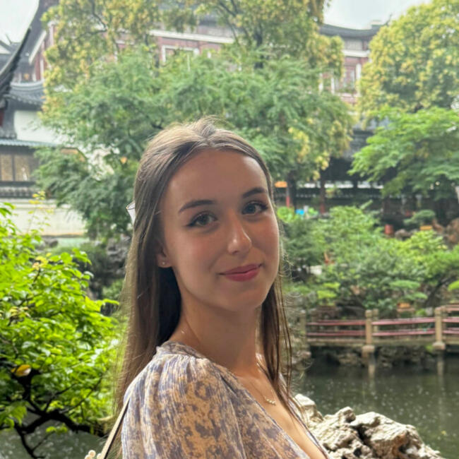 Babysitter in Linköping: Alma-Louise