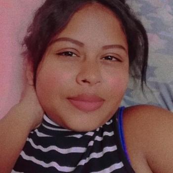 Babá em Manaus: Dolores