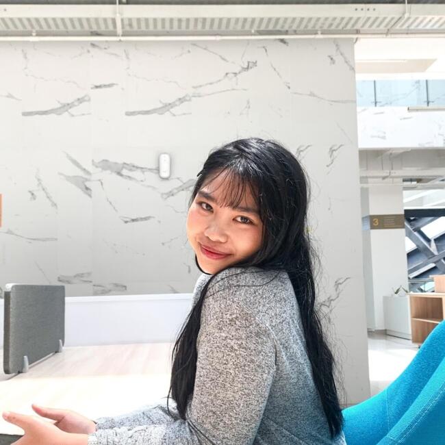 Babysitter di Kota Bogor: Putri