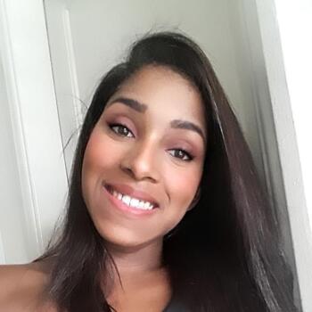 Babysitter in Santos: Thainara