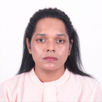 مربية أطفال في الدوحة: Hashika madushani