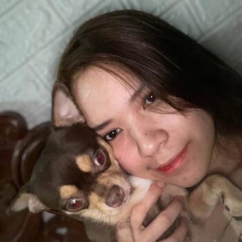 Babysitter in Dubai: Jacky