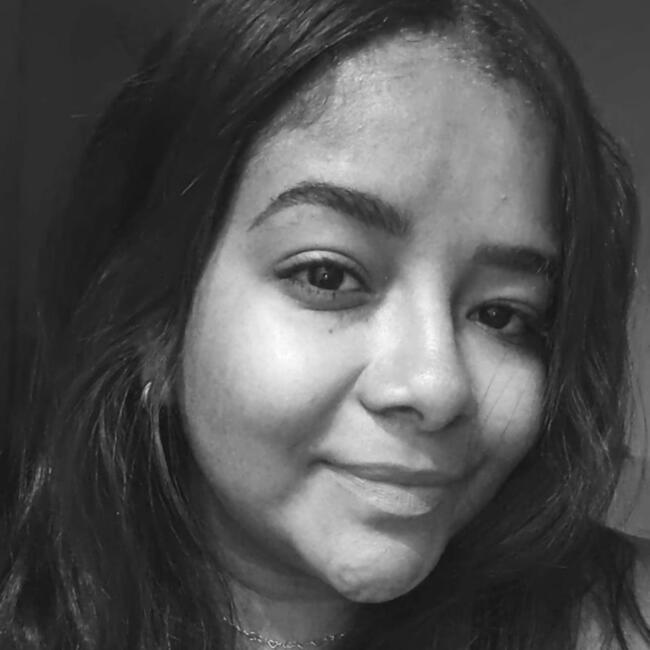 Babysitter in Praia Grande: Jisele