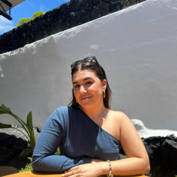 Canguro en Sevilla: Rebeca