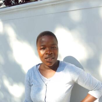 Babysitter in Cape Town: Lilian