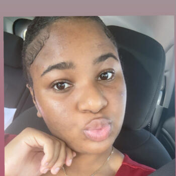 Babysitter in Port Saint Lucie: Naugeria