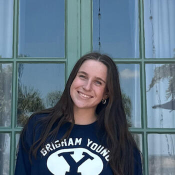 Babysitter in Provo: Liz