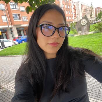 Niñera Gijón: Karla
