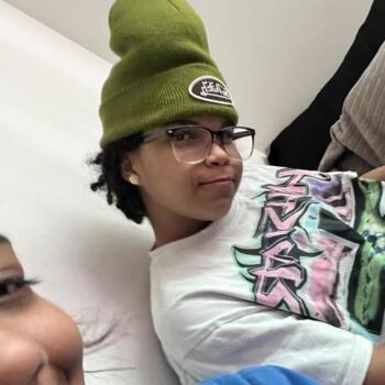 Babysitter in Aurora (Illinois): Destiny