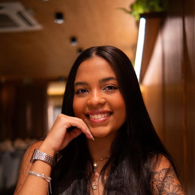 Babysitter in Brasília: Victória