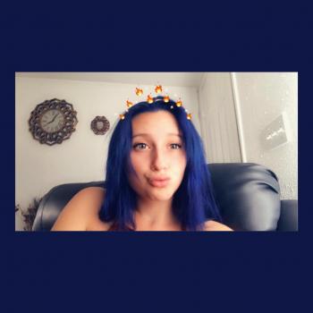 Babysitter Glendale: Roxanne
