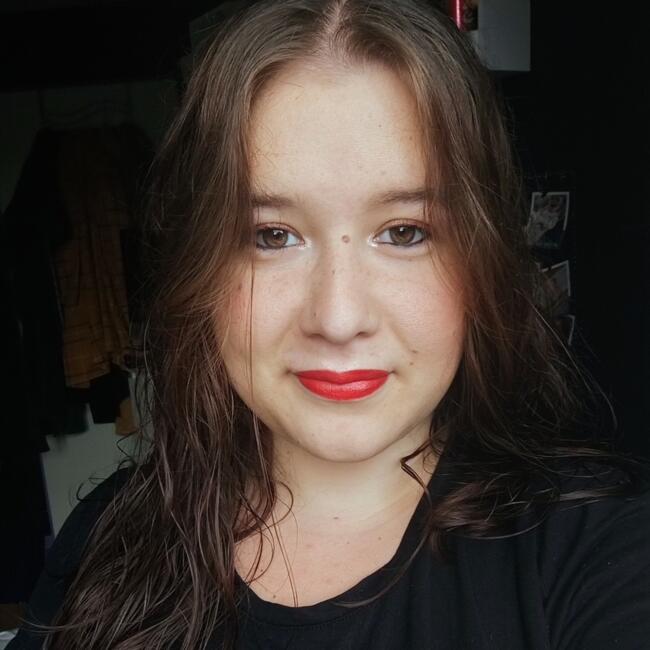 Babysitter in Grenay: Christina