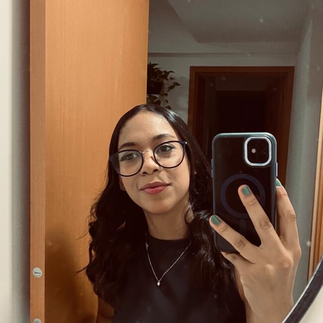 Babá em Goiânia: Evelly