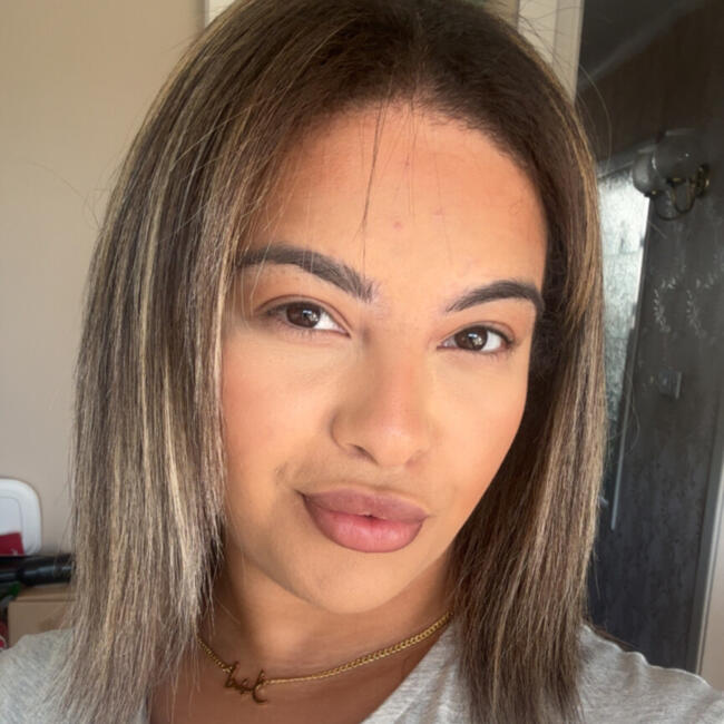 Babysitter in Nottingham: Amber