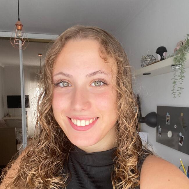 Babysitter em Vialonga: Mariana