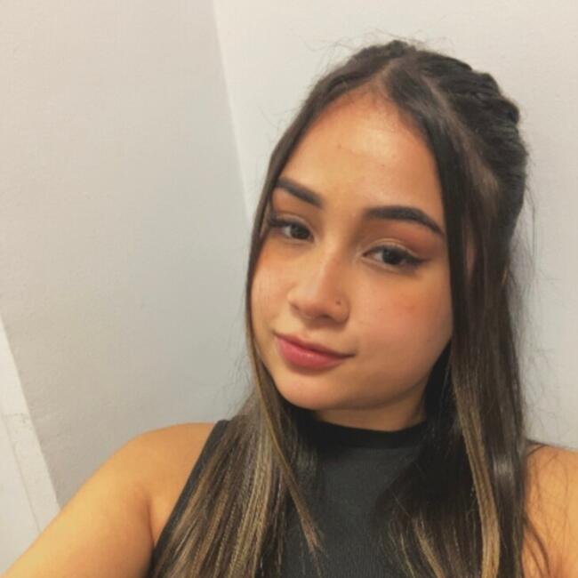 Babá em Jacareí: Juliane