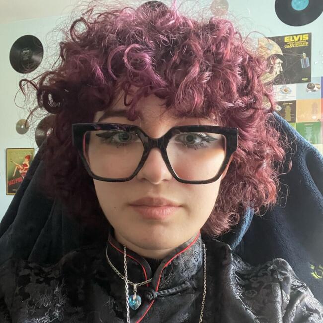 Babysitter in Bascons: Leila