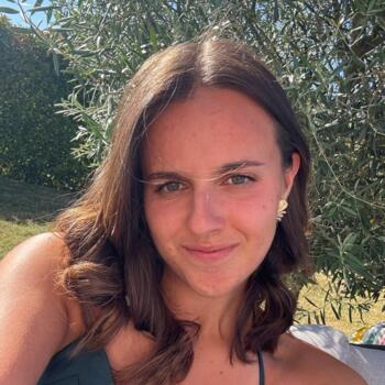 Babysitter Saint-Jean-de-Bournay: Chloé