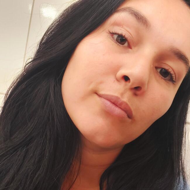 Babysitting job in Luziânia: Bruna