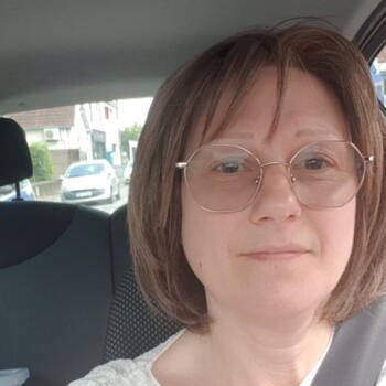 Nanny in Sainte-Pazanne: Céline