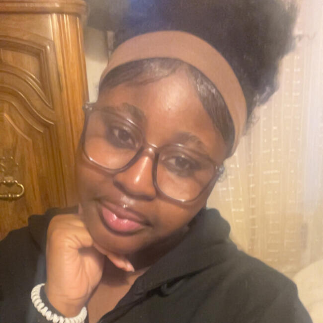 Baby-sitter in Ottawa: MALIKA