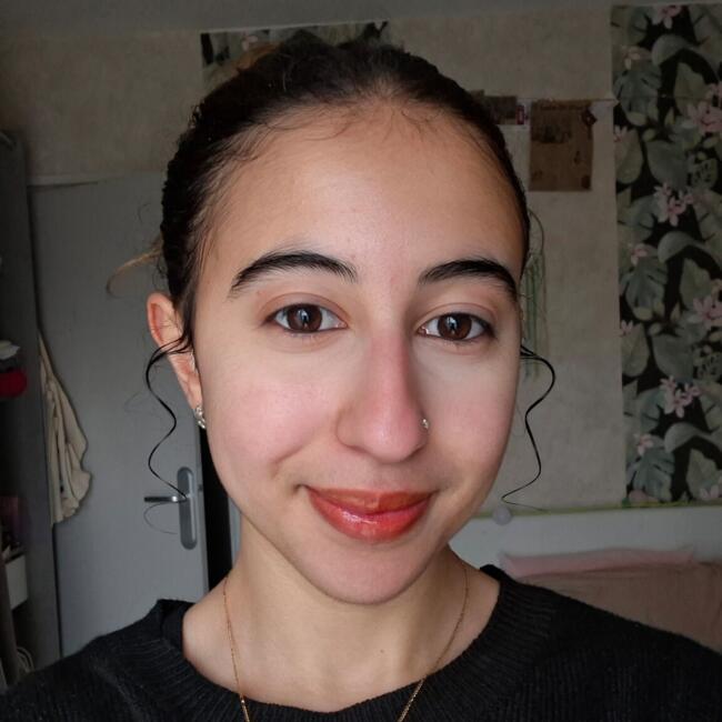 Babysitter in Clermont-Ferrand: Maria Yasmina