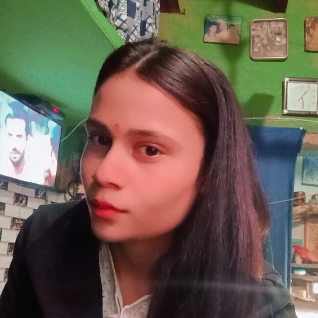 Babysitter in Noida: Radhikasingh