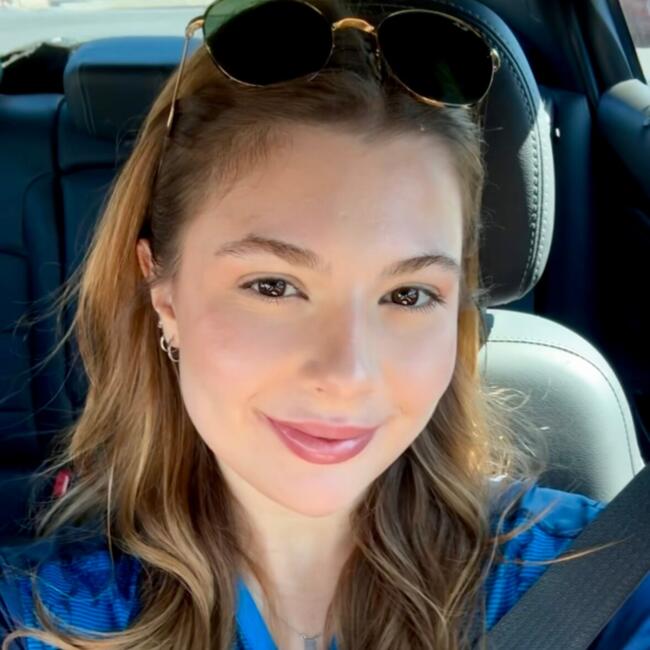 Babá em Florianópolis: Ana Clara