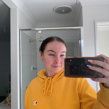 Babysitter in Perth: Courtney