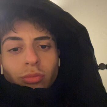 Babysitter in Clervaux, chef-lieu de canton.: Ricardo Abrantes