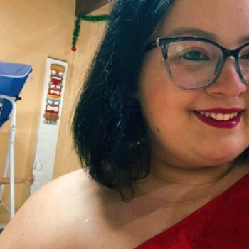 Babá em Paulínia: Emanuelly