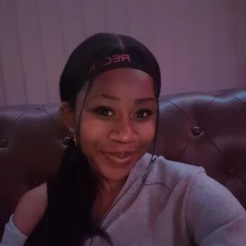 Babysitter in Bristol: Adara