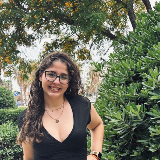 Babysitter in Vinalesa: Gabriela