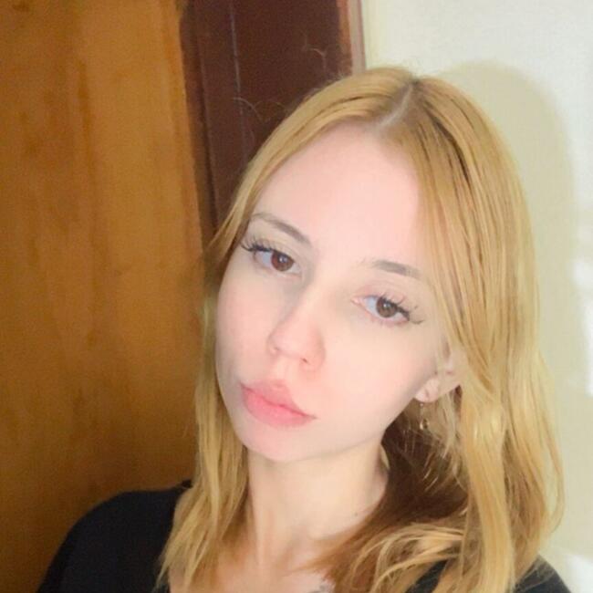 Babysitter in São Paulo: Giovana