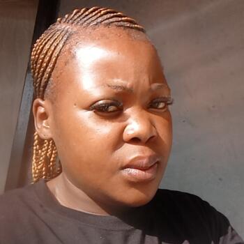 Babysitter in Soweto: Thandeka