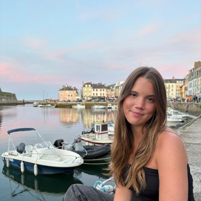 Babysitter in The Hague: Carlota