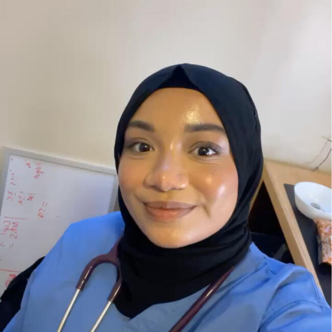 Babysitter in Walsall: Sabeeha