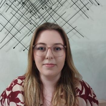 Babysitter Cercottes: Emma