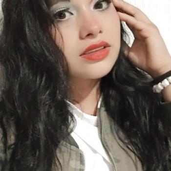 Niñera León: CLAUDIA