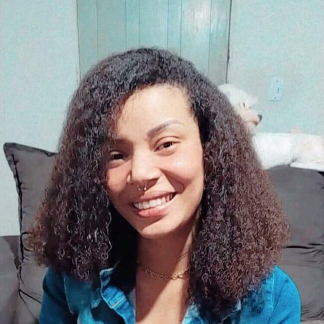 Babá em Vila Velha: Stefani