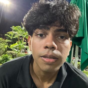 Babysitter in Singapore Island: Jerric