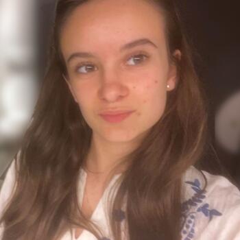 Babysitter in Talence: Salomé