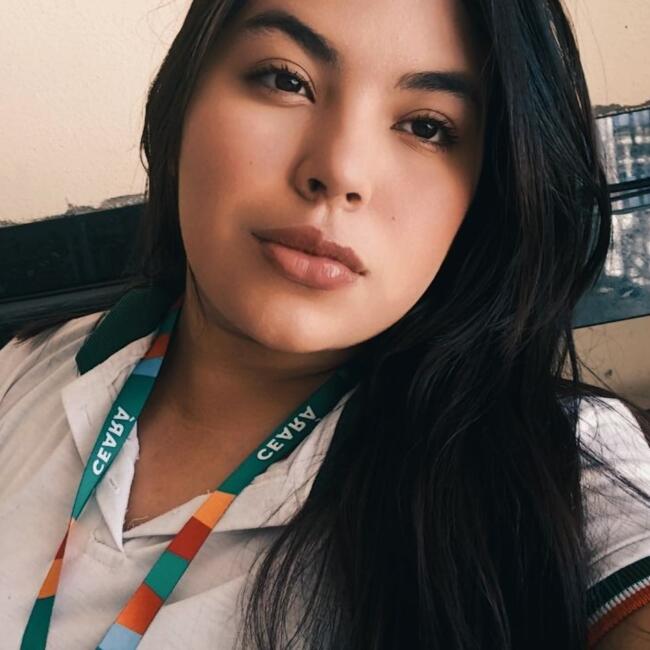Babá em Fortaleza: Laynne