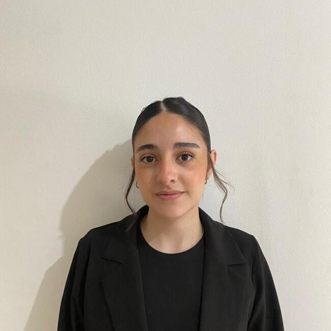 Niñera en La Plata: Antonella