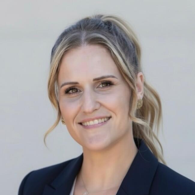 Job de garde d'enfants à Fayence: Jennifer