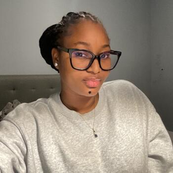 Babysitter em Entroncamento: Mila