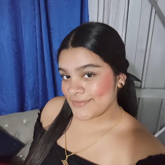 Babysitter in Armenia: Valentina